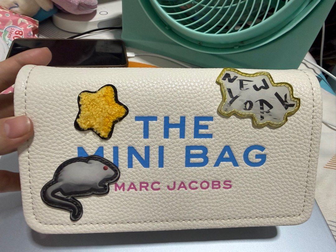 Marc Jacobs The Mini Bag (Category: Luxury Bags & Wallets) located in Cavite. Submitted by tripleKgels (Listing ID 1412176423, Image 1). Description: Like new and complete.