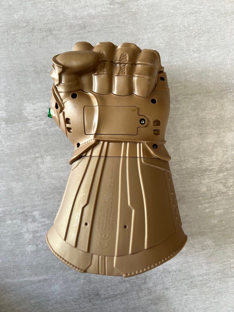 Marvel Avengers Infinity Gauntlet (Category: Western Merchandise) located in Quezon City. Submitted by cheskatan (Listing ID 1412308582, Image 2). Description: .