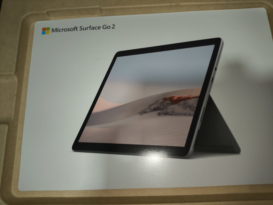 Microsoft Surface Go 2 - 128GB, 8GB RAM