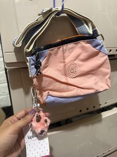 (Category: ) located in . Submitted by auspv_collections (Listing ID 1412292503, Image 1). Description: .