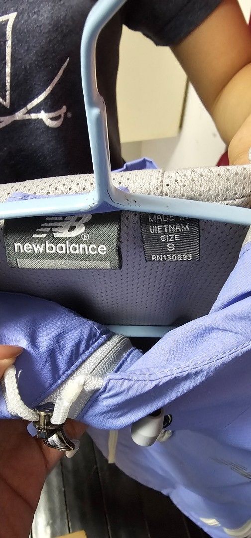 New Balance Women's Jacket (Category: Coats, Jackets and Outerwear) located in Plaridel. Submitted by _bbbfamous (Listing ID 1412161998, Image 3). Description: - New Balance jacket - Light blue color - Size: S - Full zipper closure - Hooded - Two zippered pockets - Made in Vietnam - Shell and lining: 100% polyester - Mesh lining.