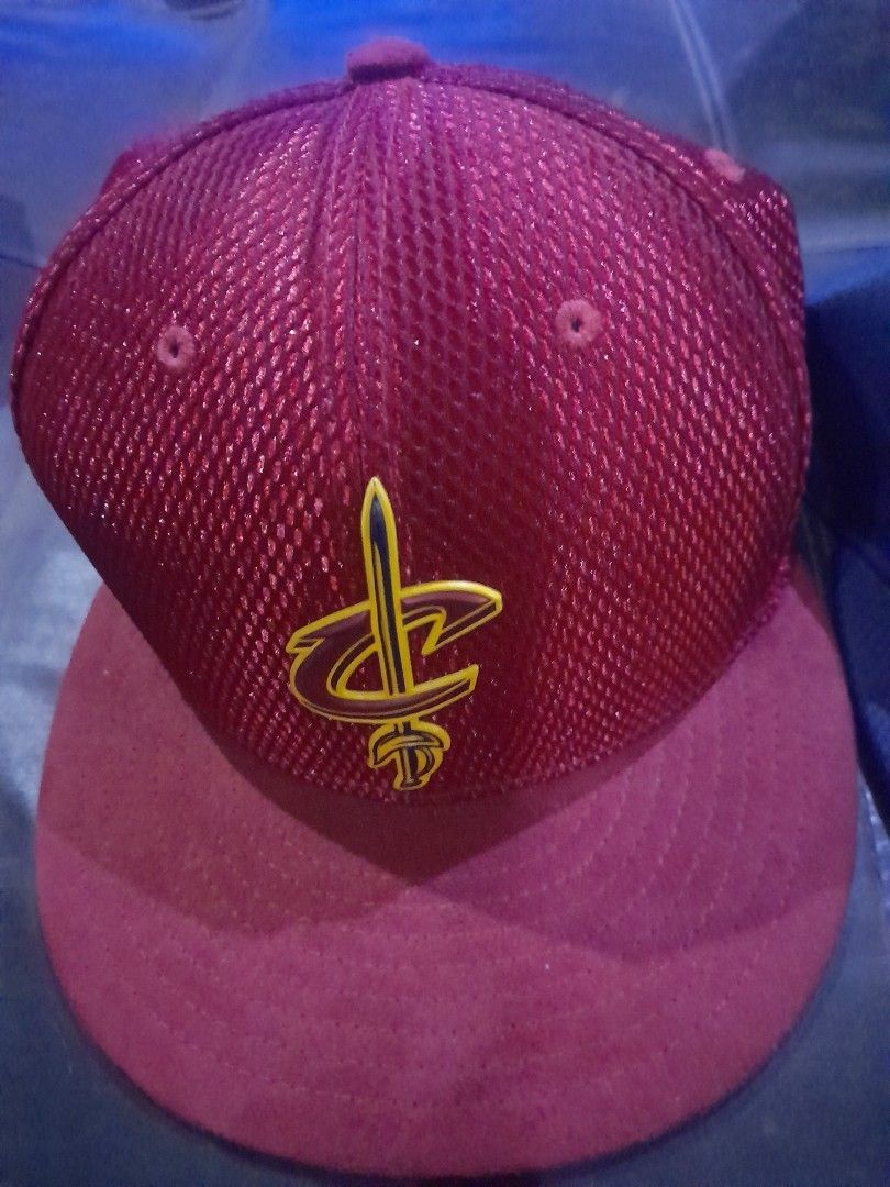 New Era Cleveland Cavaliers 59FIFTY Cap (Category: Caps & Hats) located in Antipolo. Submitted by natnicmarf (Listing ID 1412247646, Image 1). Description: - New Era Cleveland Cavaliers 59FIFTY cap - Features the Cavaliers logo on the front - Includes the NBA logo on the side - Maroon color - Mesh-like texture - Size: 7 3/8 (58.7cm) meetup cod lrt2 mrt.