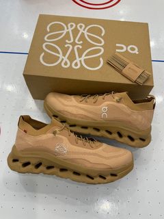 (Category: ) located in . Submitted by dailykickssg (Listing ID 1412182731, Image 1). Description: .