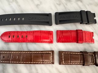(Category: ) located in . Submitted by patek.ap.rolex.rm (Listing ID 1412226042, Image 1). Description: .