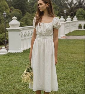 (Category: ) located in . Submitted by bloomingflorals (Listing ID 1412154370, Image 1). Description: .