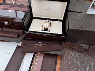 (Category: ) located in . Submitted by patek.ap.rolex.rm (Listing ID 1412225458, Image 1). Description: .