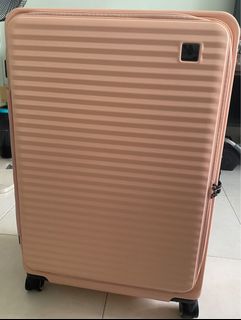 (Category: ) located in . Submitted by johnnytan19 (Listing ID 1412291201, Image 1). Description: .