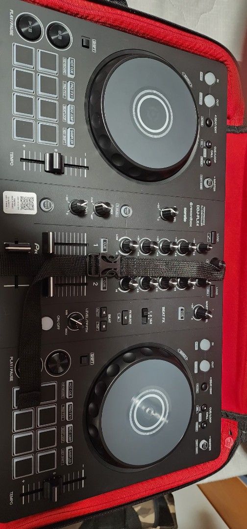 Pioneer DJ DDJ-flx4 Controller with Case