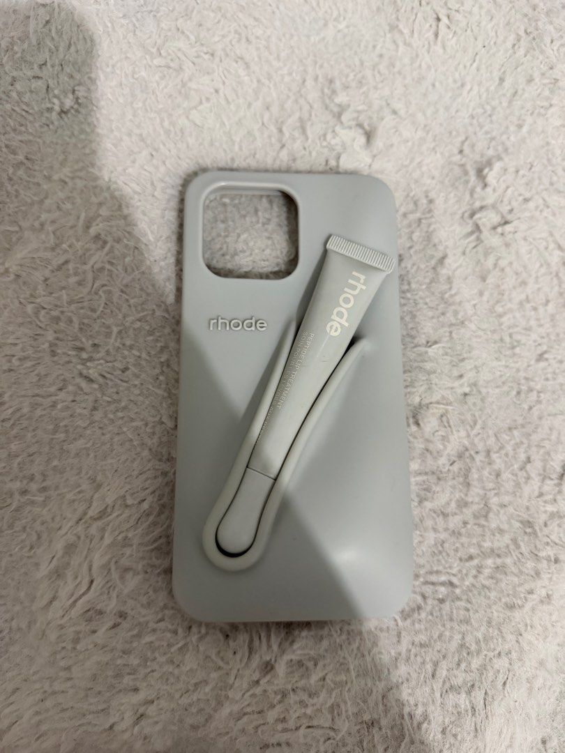 RHODE iPhone 15 pro max case / RHODE Lip Case (Category: Cases & Sleeves) located in Manila. Submitted by nini_archives (Listing ID 1412147772, Image 1). Description: .