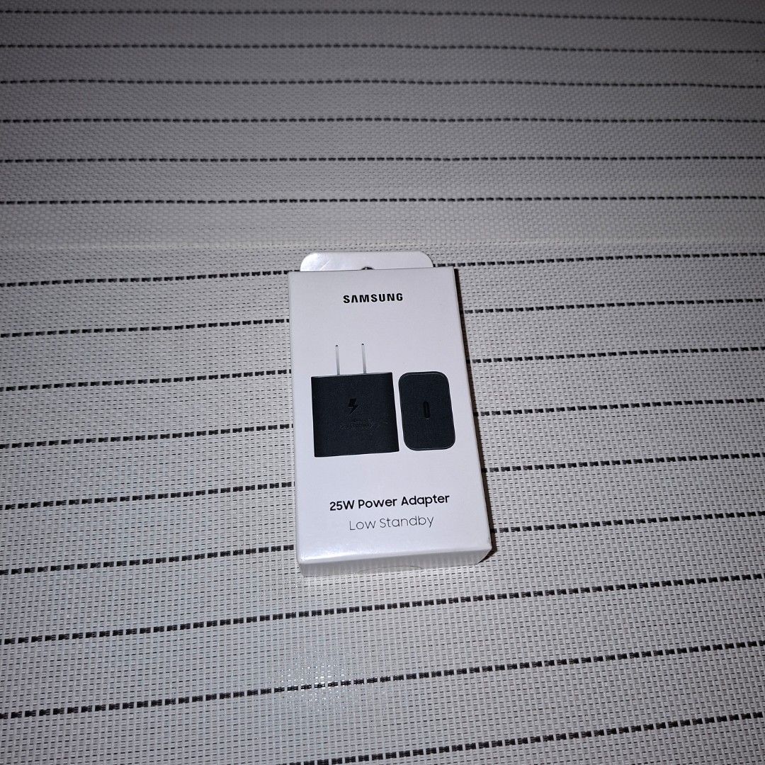 Samsung 25w super fast charger (Category: Batteries & Power Banks) located in Pasig City. Submitted by mr.bargaindeal (Listing ID 1412231665, Image 1). Description: Brand new This is available while posted price indicated is per unit Can be pick up asap at pasig Shipping is available upon your booking, payment must be directly made by you before leaving my place fix price, non negotiable already a bargain For sale only.