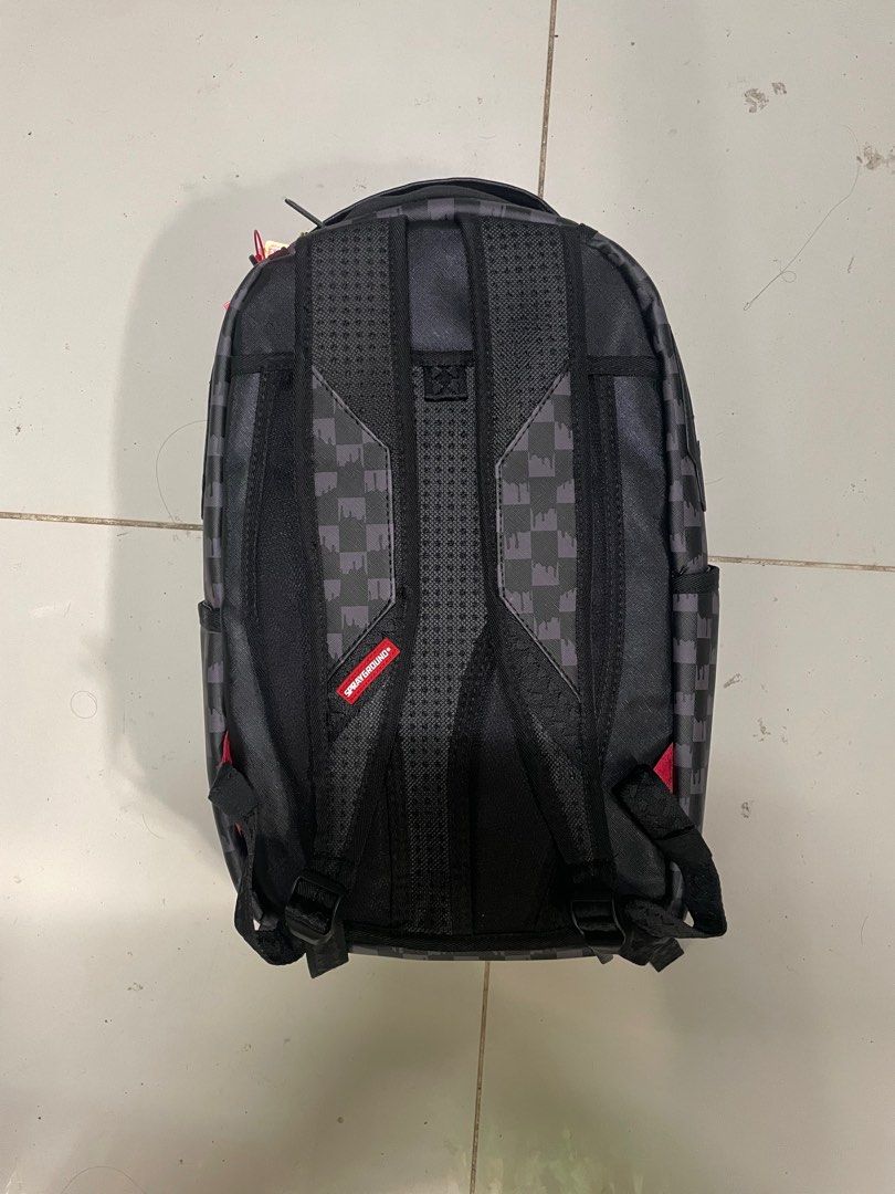 SPRAYGROUND BACKPACK (Category: Backpacks) located in Caloocan City. Submitted by dr3nflipz (Listing ID 1412174519, Image 3). Description: ₱5000 BNEW WITH TAGS AND SECRET POCKET AUTHENTIC NORTH CALOOCAN LOC OPEN FOR MEETUPS.
