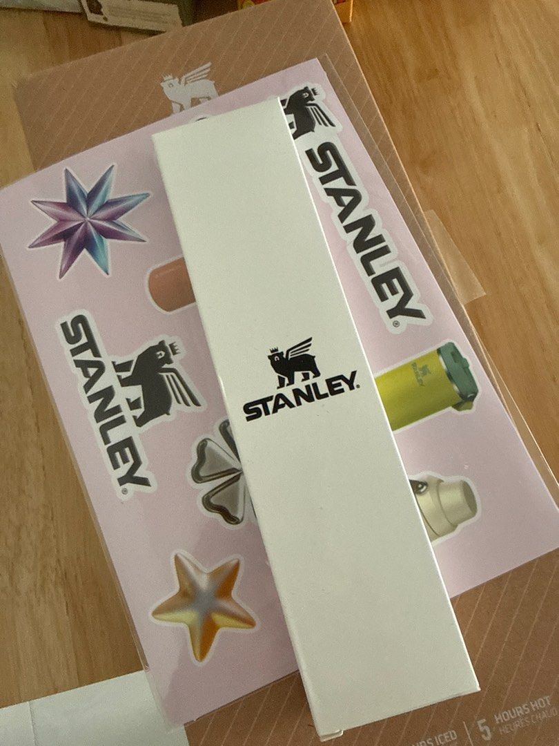 Stanley Quencher H2.0 FlowState Tumbler 30oz - Orchid (Category: Water Bottles & Tumblers) located in Singapore. Submitted by happiest_93 (Listing ID 1412149740, Image 2). Description: BNIB 30 oz - Brand new Stanley Quencher H2.0 Flow Got it as gift Already using a brumate so selling Come with box, straw, sticker and straw cleaner.