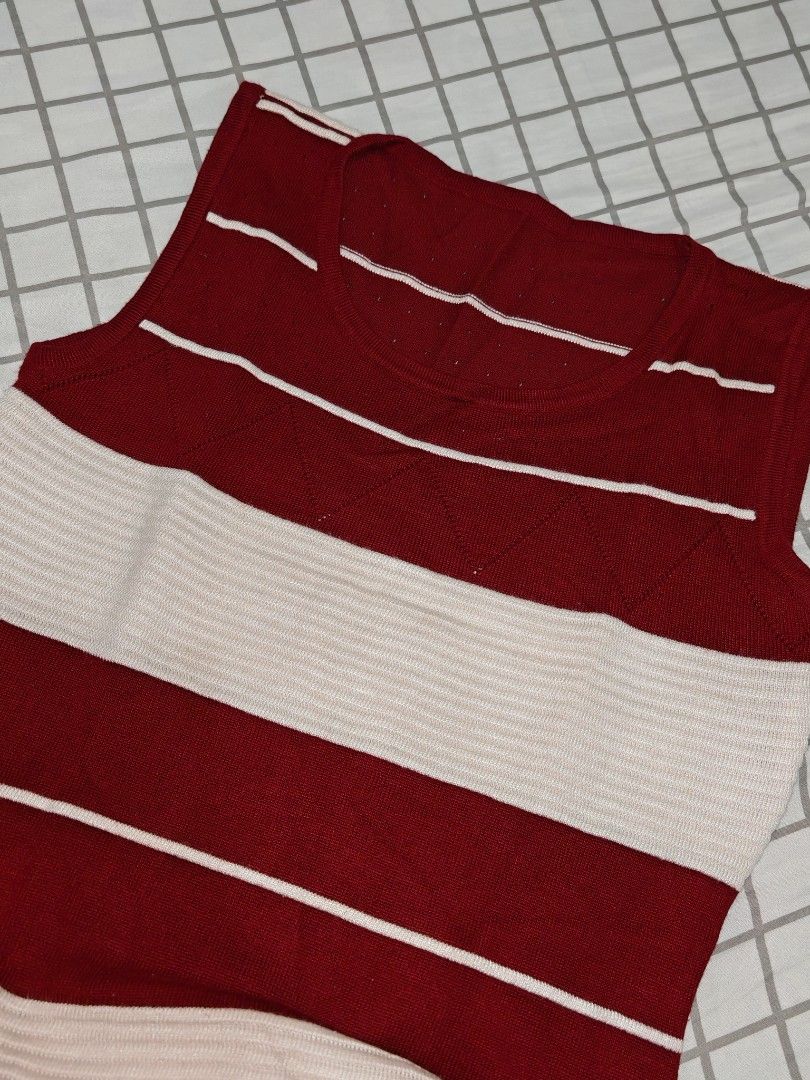 STRIPED SLEEVELESS DRESS (Category: Dresses) located in San Pedro. Submitted by bangs_oreo (Listing ID 1412253567, Image 3). Description: Body length: 76.5cm Chest: approx 38cm Arm hole: 18cm Hemline: 39.5cm - Sleeveless dress - Maroon and off-white-ish stripes - Round neckline - Made of knit fabric 𑣲 Actual color may slightly vary due to lighting and screen settings. ☆ This is a preloved item, so please manage your expectations. ☆ Kindly be inf