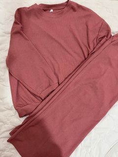 (Category: ) located in . Submitted by nadyspreloved.co (Listing ID 1412302766, Image 1). Description: .