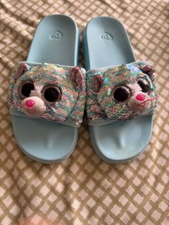 (Category: ) located in . Submitted by dearestcatlady (Listing ID 1412185140, Image 1). Description: .