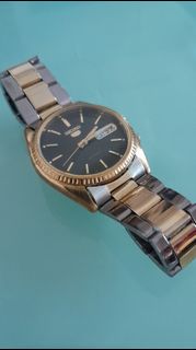 (Category: ) located in . Submitted by starwatchh_12 (Listing ID 1411936307, Image 1). Description: .