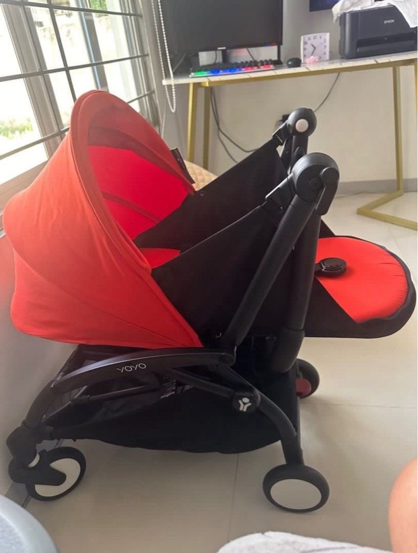 Yoyo Stroller Newborn Pack (frame not included) (Category: Strollers) located in Manila. Submitted by springcleaningph (Listing ID 1412158899, Image 2). Description: From birth, install the 0+ newborn pack on the frame, which allows you to lay your baby completely flat, facing you, always within your sight. The 0+ newborn pack has been designed to give your baby maximum comfort, thanks to its soft, cozy nest pad, specially designed to accommodate