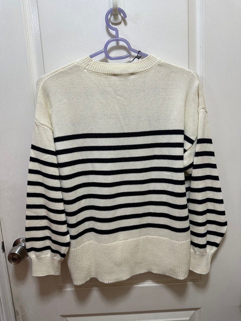 Zara striped sweater BRAND NEW (Category: Coats, Jackets and Outerwear) located in Quezon City. Submitted by favesforless (Listing ID 1412311301, Image 3). Description: Brand new Never used Knit striped sweater Fits XS-M.