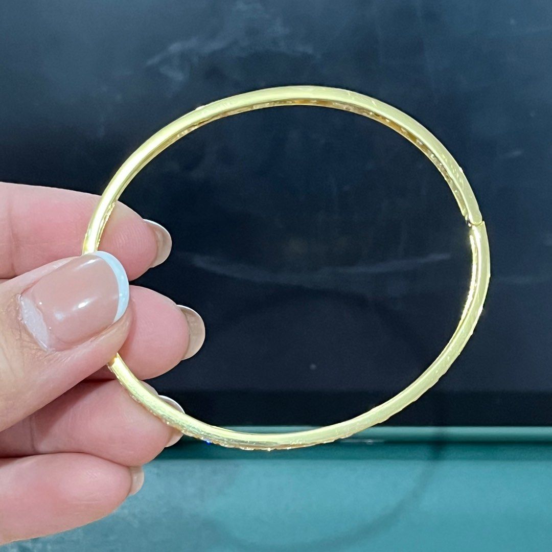 RUSH 18k Gold Diamond tennis bangle 17cm (Category: Bracelets) located in Del Monte. Submitted by bellamente (Listing ID 1412503695, Image 2). Description: RUSH ‼️ 18k Gold Tennis Bangle Bracelet 9.6grams yellow gold Lab grown diamonds Over 4carats total 17cm size Double lock type Everyday gold bangle 😍.