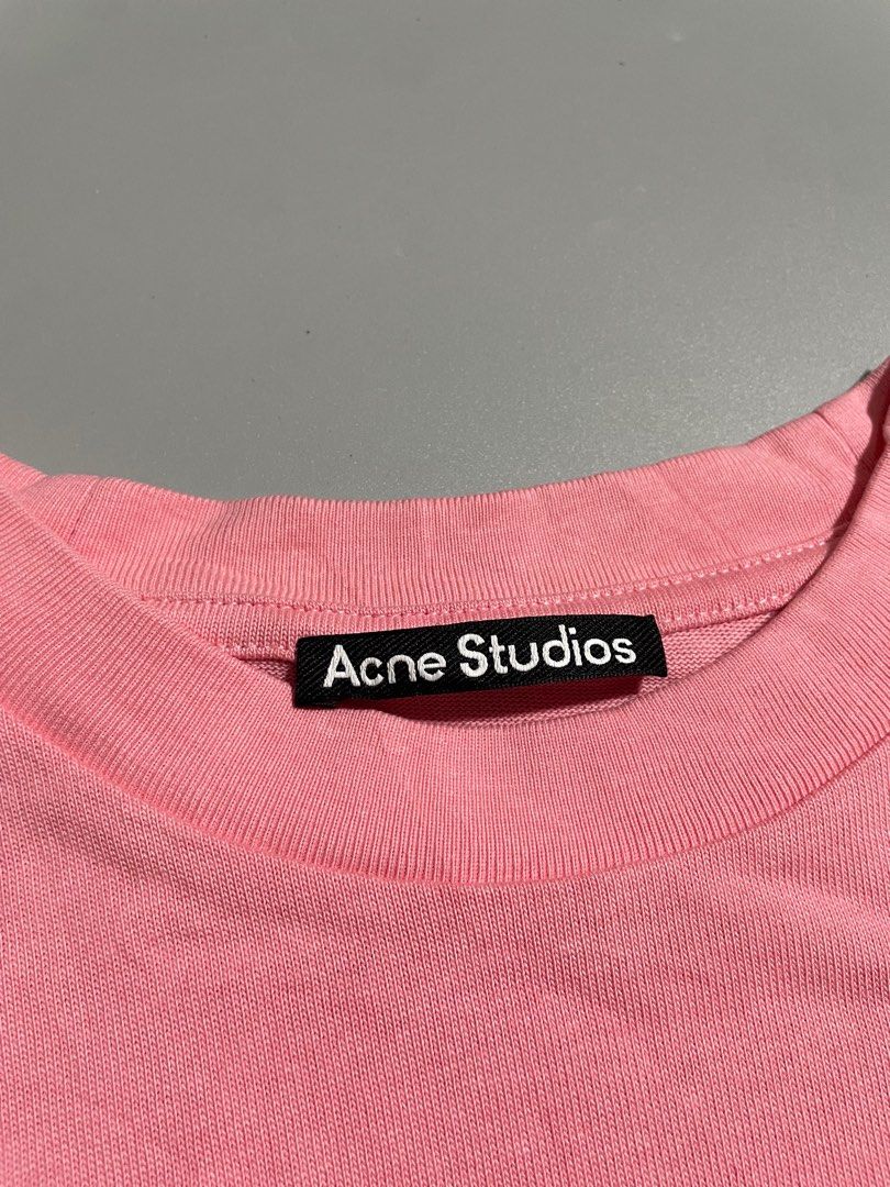 Acne Studios Exford Inflatable Shirt (Category: Tshirts & Polo Shirts ) located in Taguig. Submitted by sellnbustle (Listing ID 1412420998, Image 2). Description: Acne Studios Exford Inflatable Shirt FA-UX-TSHI000181 CL0184 Made in Portugal Size Medium Oversized 23x29 Authentic Like new condition .