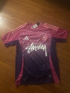 (Category: ) located in . Submitted by futbalcards (Listing ID 1412495187, Image 1). Description: .