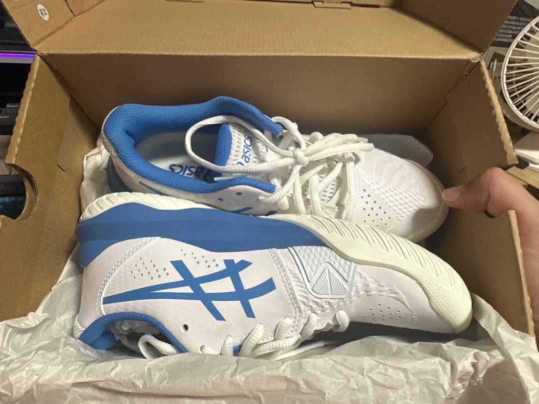 ASICS Gel-Challenger 14 (Category: Sneakers & Footwear) located in Singapore. Submitted by seewilson94 (Listing ID 1412460731, Image 3). Description: Brand new sport shoes ASICS Gel-Challenger 14 Brand new Selling cause wrong size.