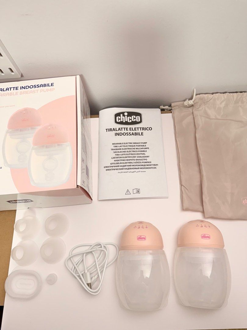 SUPER SALE Chicco breast feeding pump (Category: Breastfeeding & Bottle Feeding) located in Baguio. Submitted by miss_fitph (Listing ID 1412495853, Image 1). Description: I never used my breast pump since dat 1 i have been using formula since day 1 Rfs:not using naymroe Loc:Baguio City .
