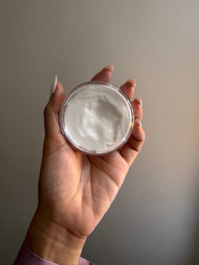 Elf primer (Category: Makeup) located in Quezon City. Submitted by destashingmycloset (Listing ID 1412373692, Image 2). Description: .