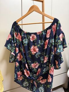 (Category: ) located in . Submitted by deja_preloved (Listing ID 1412397390, Image 1). Description: .