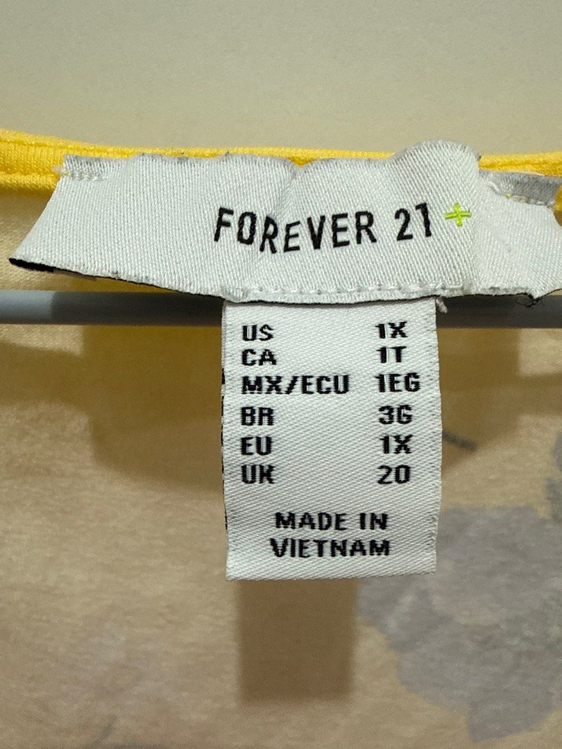 Forever 21 Floral Dress (Category: Dresses) located in Muntinlupa City. Submitted by stashmnlph (Listing ID 1412429860, Image 2). Description: - Forever 21 floral dress - Size: 1X - Tie-front detail - Square neckline - Short sleeves.