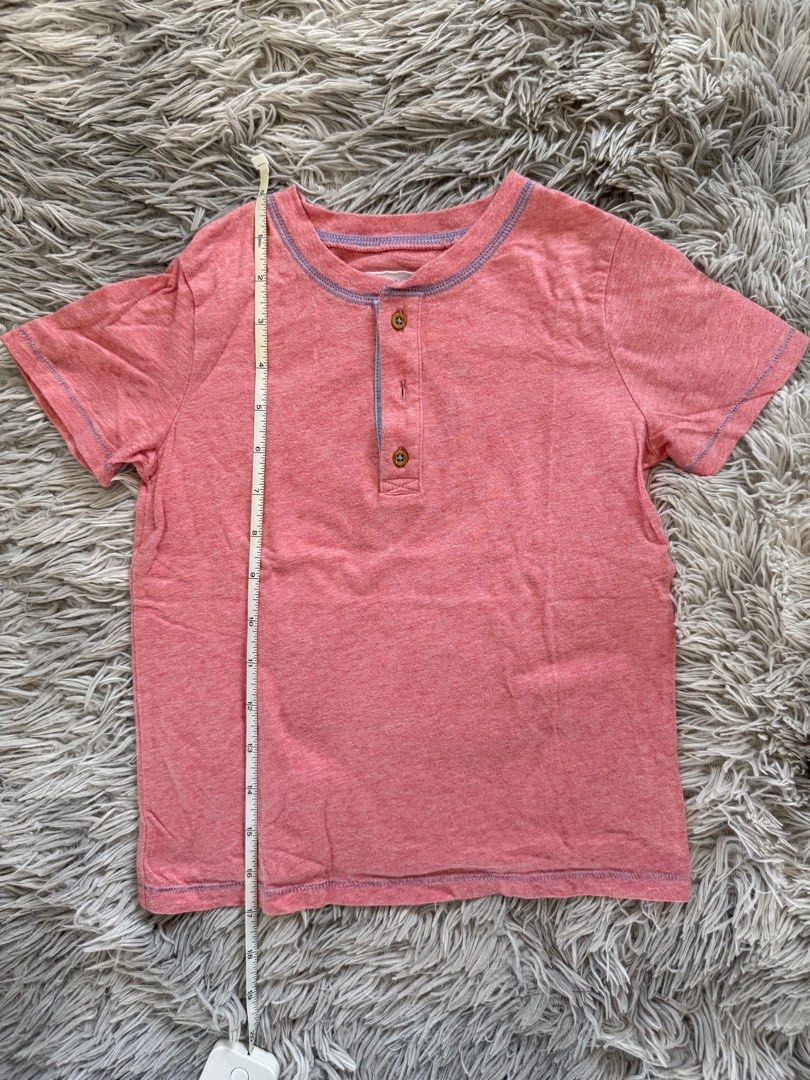 Gingersnaps Boys T-shirt (Category: Tshirts & Polo Shirts ) located in Muntinlupa City. Submitted by caistuff (Listing ID 1412389777, Image 2). Description: LAST PRICE POSTED ALREADY. - Red Henley T-shirt - Classic button-up neckline - Short sleeves - Blue stitching details - Soft, comfortable fabric Dimes: - Length: 17 inches - Width: 12 inches.