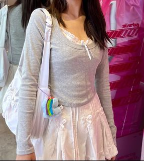 (Category: ) located in . Submitted by adoptclothes (Listing ID 1412359647, Image 1). Description: .