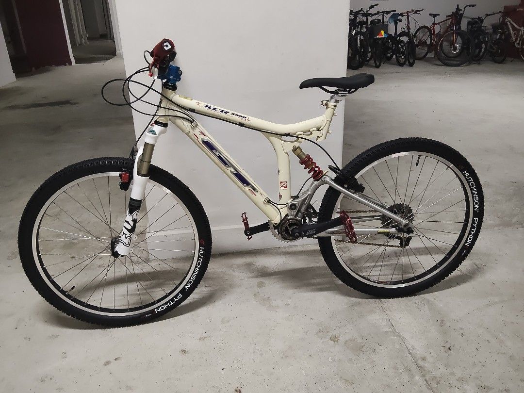 GT XCR 3000 i-Drive Mountain Bike - Fox Suspension, Sports