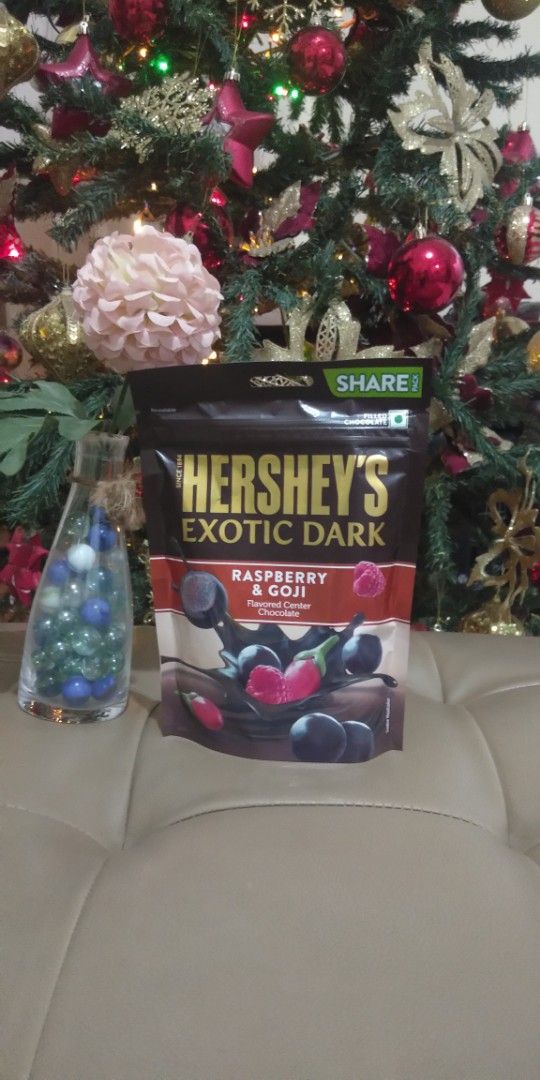 Hershey's Exotic Dark Rasberry & Goji (Category: Packaged & Instant Food) located in Pasig City. Submitted by castlecrest (Listing ID 1412521146, Image 1). Description: - Hershey's Exotic Dark Raspberry & Goji chocolate. - Dark chocolate with a raspberry and goji flavored center. - Shareable size. - Perfect for a quick snack or dessert. - A unique and delicious flavor combination. 211 pesos.