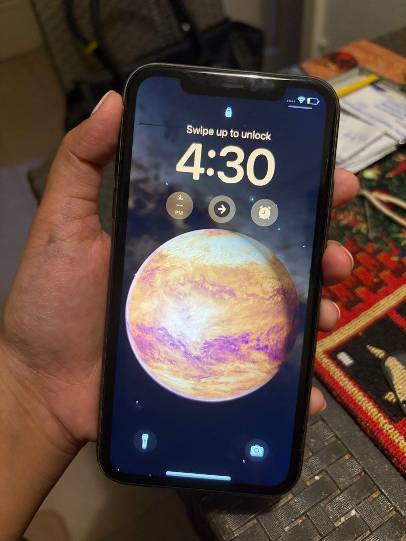 iPhone 11 Black 64GB Globe Locked (Category: iPhone 11 Series) located in Cainta. Submitted by yanyanison (Listing ID 1412518911, Image 1). Description: Issue: Hair line as seen on last 2 pics price still negotiable. rush .