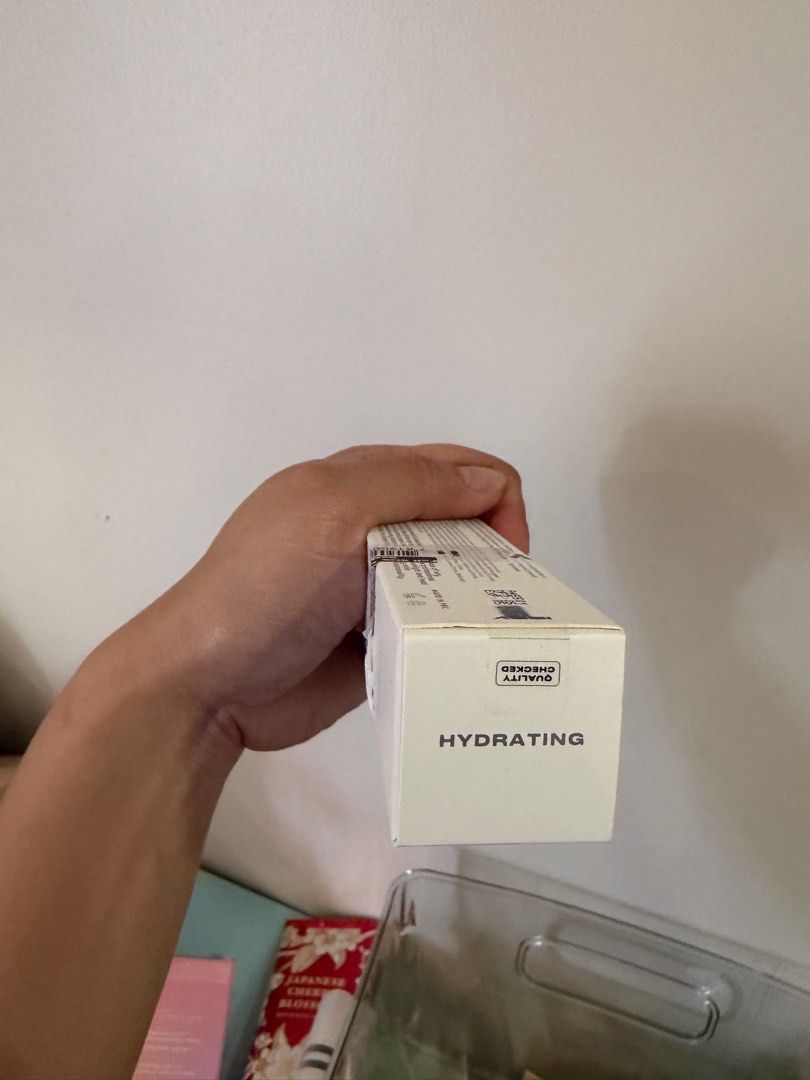 Issy setting spray (Category: Makeup) located in Quezon City. Submitted by destashingmycloset (Listing ID 1412342284, Image 1). Description: .