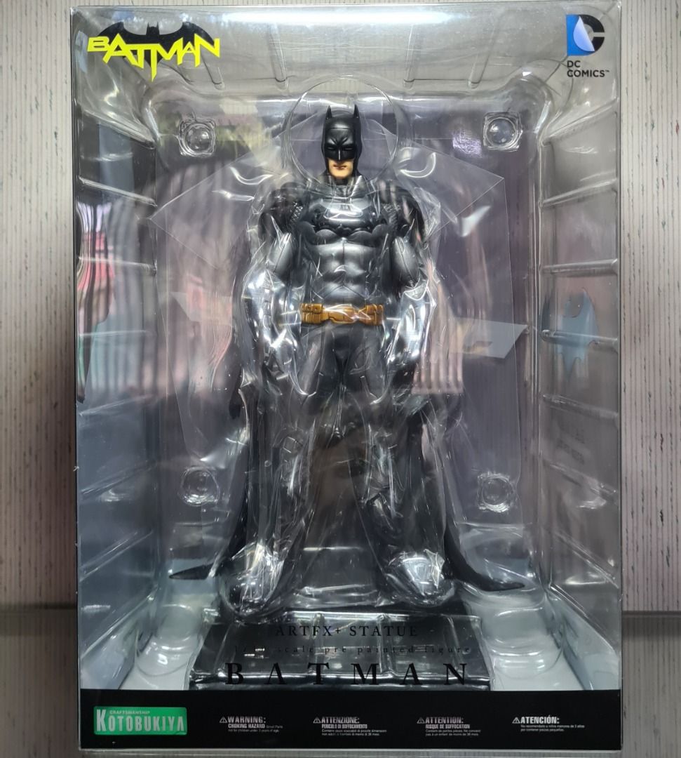 Kotobukiya DC Comics Batman Set (Category: Figurines & Statues) located in Pasig City. Submitted by mikevlim (Listing ID 1412376863, Image 1). Description: Kotobukiya ArtFX statue. Sold as set. Buyer to shoulder delivery. .