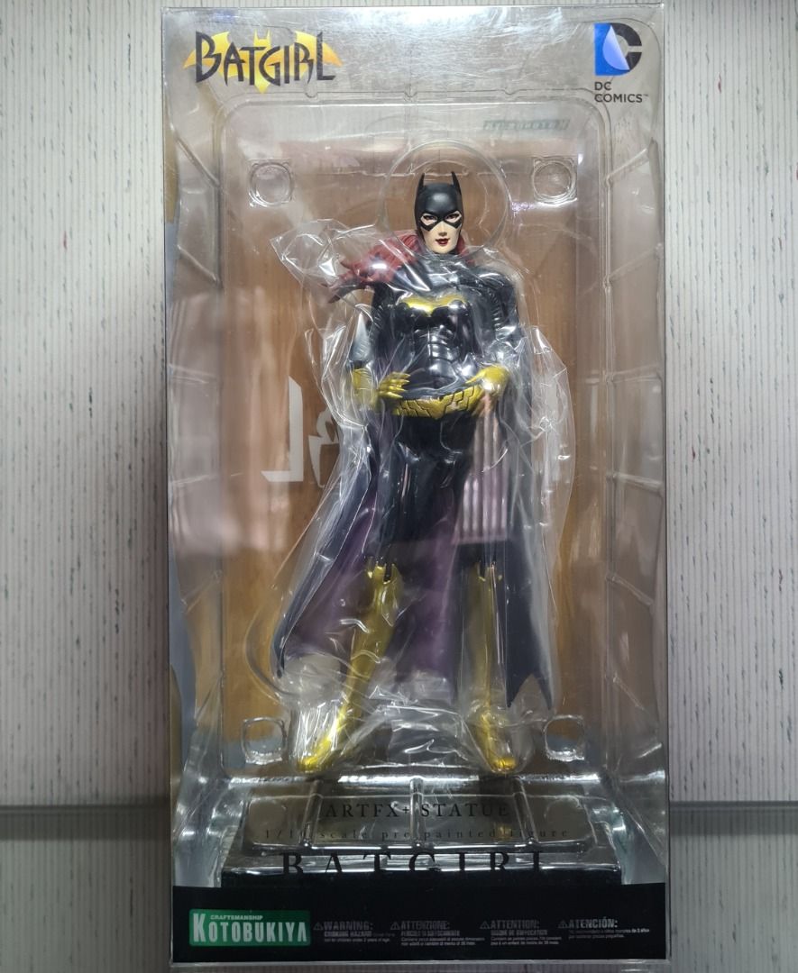 Kotobukiya DC Comics Batman Set (Category: Figurines & Statues) located in Pasig City. Submitted by mikevlim (Listing ID 1412376863, Image 2). Description: Kotobukiya ArtFX statue. Sold as set. Buyer to shoulder delivery. .