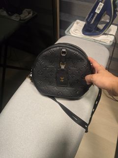 (Category: ) located in . Submitted by shopperac (Listing ID 1412521383, Image 1). Description: .