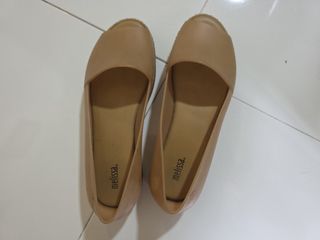 (Category: ) located in . Submitted by ttshopsg (Listing ID 1412355287, Image 1). Description: .