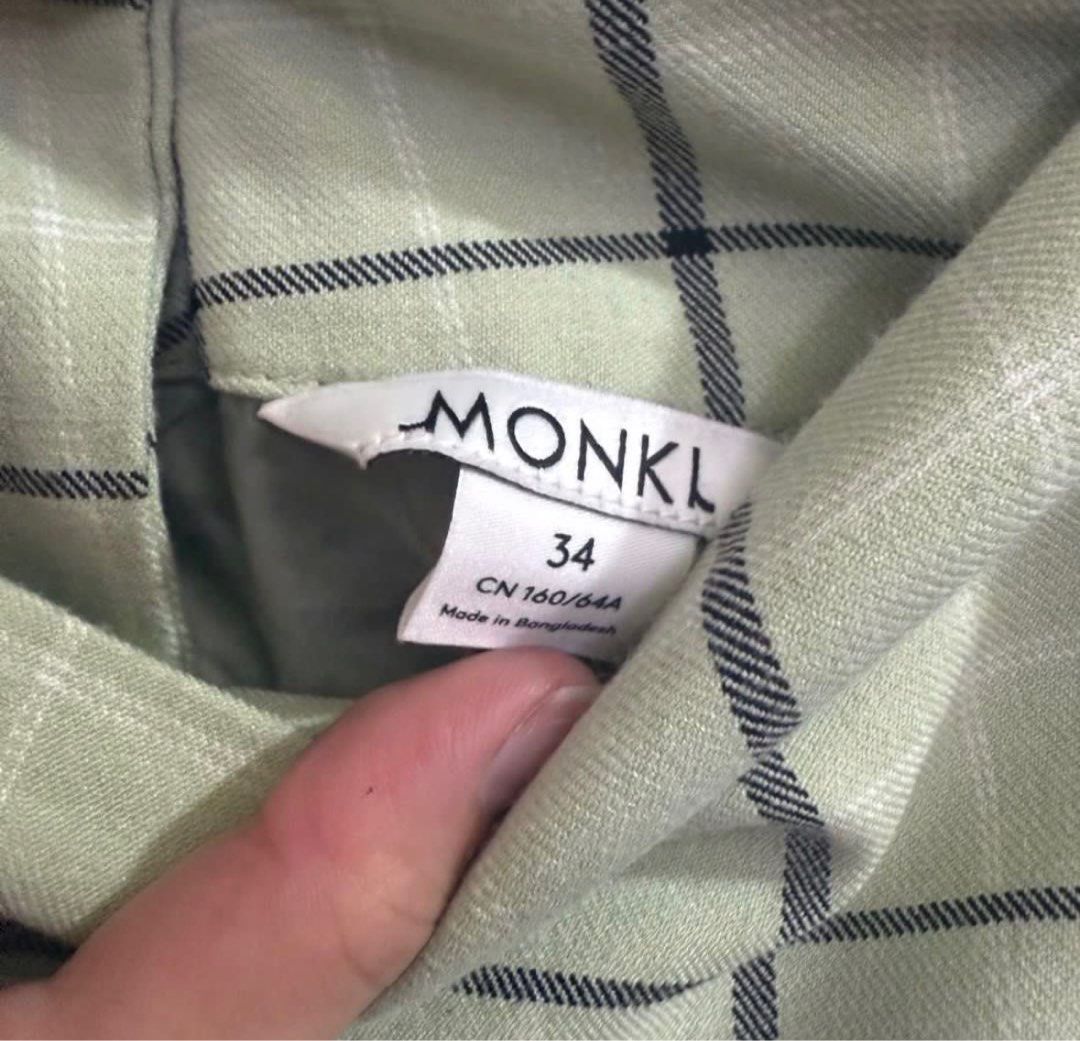 Monki Plaid Mini Skirt (Category: Skirts) located in Las Pinas. Submitted by lanxichen (Listing ID 1412426138, Image 2). Description: Monki skirt .