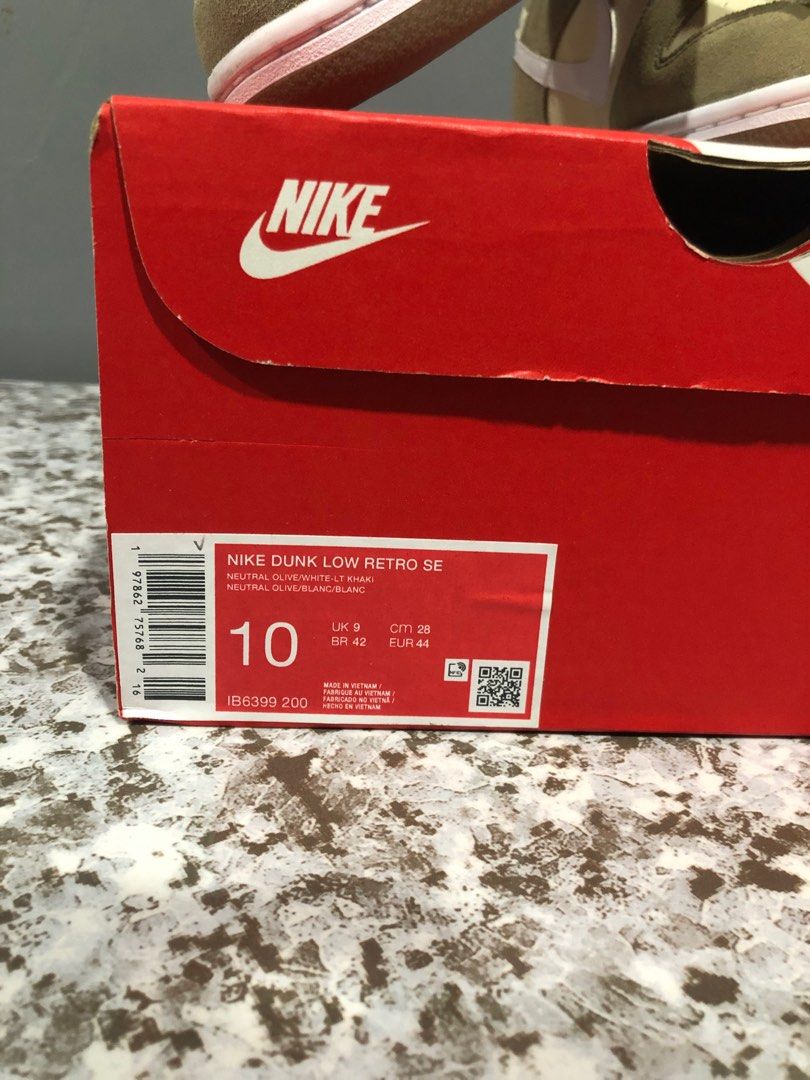 Nike Dunk Low Retro SE - Neutral Olive (Category: Sneakers) located in Maasin. Submitted by niconii090 (Listing ID 1412351593, Image 3). Description: ✅AUTHENTIC BRAND NEW - Nike Dunk Low Retro SE - Light Army colorway - Size US 10 - Includes original box - Nike logo on tongue and heel - Nike logo on insole.