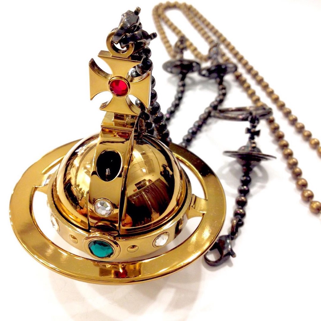 On Hand Vivienne Westwood Orb Lighter Necklace In Gold Luxury on-hand-vivienne-westwood-orb-lighter-necklace-in-gold-luxury