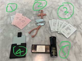 （分類：）位於 。 由 catmir 提交（商品編號 1412426062，圖片 1）。簡介： 。