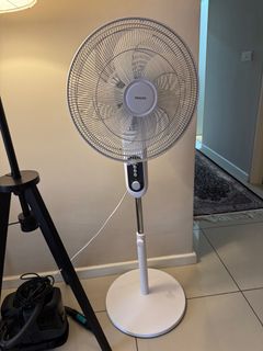 (Category: ) located in . Submitted by fm.preloves (Listing ID 1412416468, Image 1). Description: .