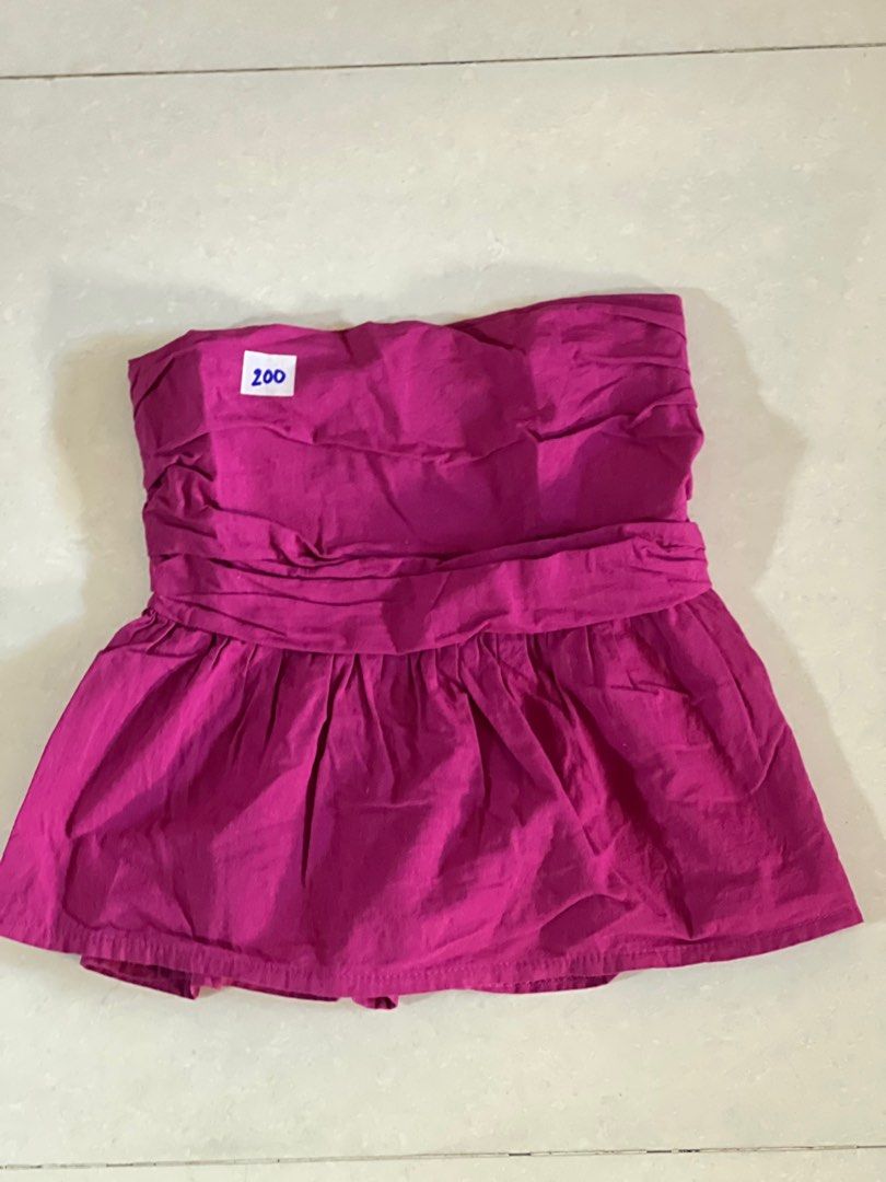 Pink Tube Top (Category: Others Tops) located in Quezon. Submitted by achicoco (Listing ID 1412348781, Image 1). Description: LAST PRICE: 160.