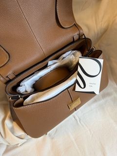 （分類：）位於 。 由 korea_k 提交（商品編號 1412438657，圖片 1）。簡介： 。