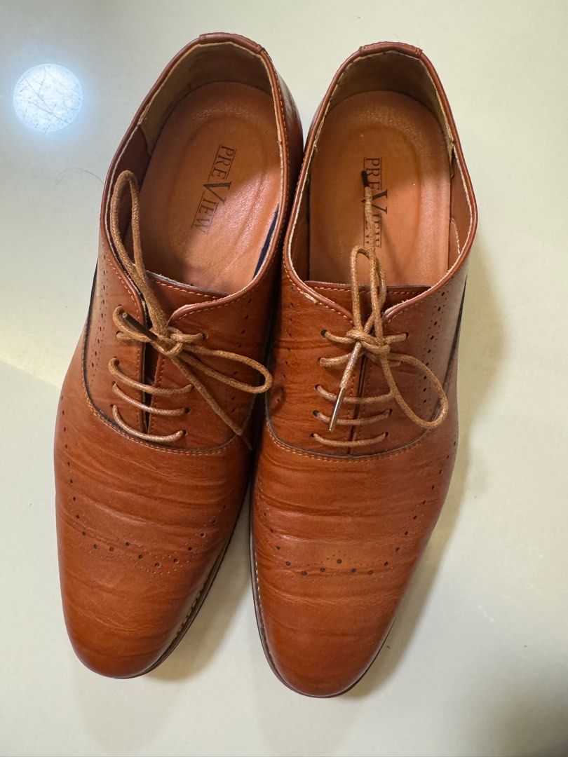 Preview Brown Leather Dress Shoes (Category: Dress Shoes) located in Manila. Submitted by matchamacaron (Listing ID 1412422064, Image 3). Description: Selling: Hubby’s Preview Men’s Oxford Original price: P2,399 Selling price: P1600 Size: 46 RFS: No longer need it. Hubby rarely wears brown dress shoes. Used once for our wedding (Nov 2025) .