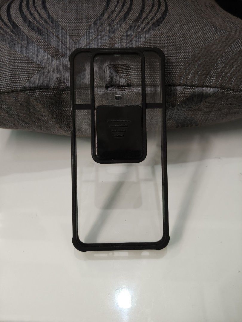 Redmi Note 9s Casing (Category: Cases & Covers) located in Seri Kembangan. Submitted by night.loner_ (Listing ID 1412488366, Image 2). Description: Untuk model Redmi Note 9s. Free untuk yg datang ambik tempat saya saja. Clear wardrobe. Condition 8/10. Pick up only if you want this item free. Don't expect too much it's free item 🤗. Klau nak saya post atau cod add RM 10. X rajin sebenarnya. Prefer dtng ambik....free jer..