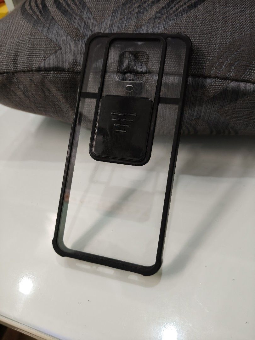 Redmi Note 9s Casing (Category: Cases & Covers) located in Seri Kembangan. Submitted by night.loner_ (Listing ID 1412488366, Image 3). Description: Untuk model Redmi Note 9s. Free untuk yg datang ambik tempat saya saja. Clear wardrobe. Condition 8/10. Pick up only if you want this item free. Don't expect too much it's free item 🤗. Klau nak saya post atau cod add RM 10. X rajin sebenarnya. Prefer dtng ambik....free jer..